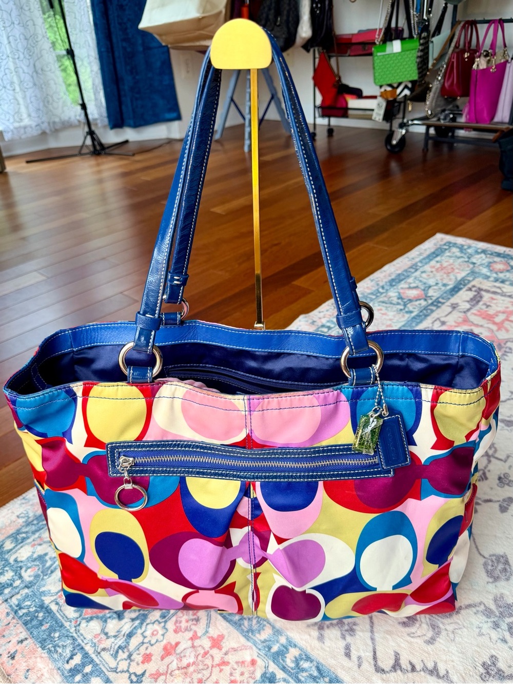 Vintage Coach Signature Scarf Print Satin Tote with 2 hangtags. EUC - Picture 2 of 12